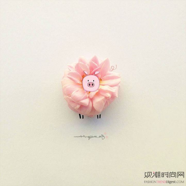艺术家配合盛开的鲜花完成他异...