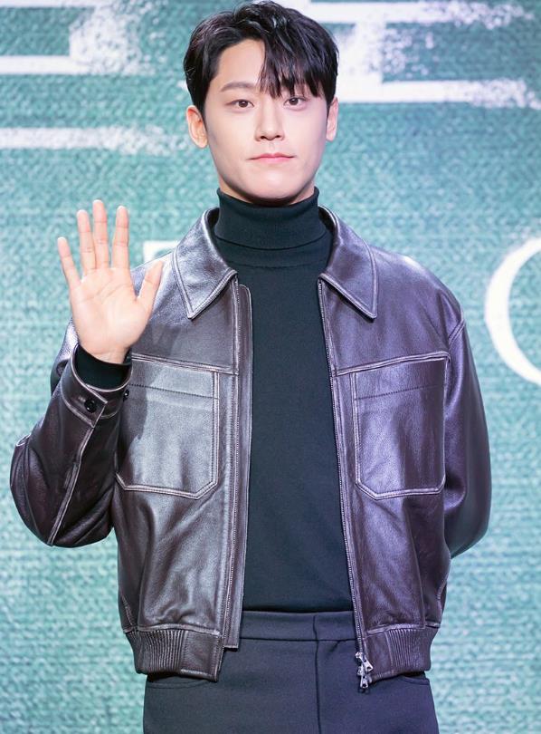 《黑暗荣耀》李到晛宣布将入伍 曝光手写信感谢粉丝 完全没提女友林知衍